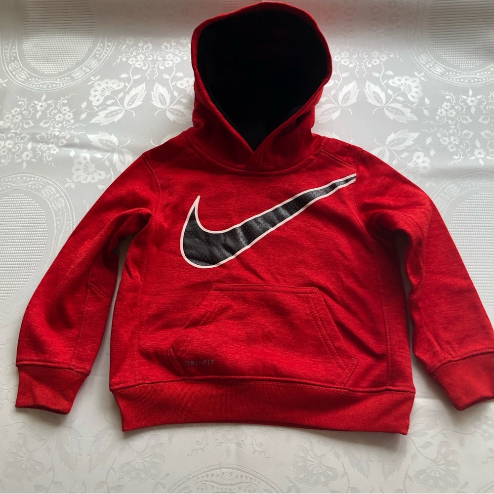 Nike Toddler Boys Size 2T Red Sweatshirt Hoodie Long Sleeves Logo Activewear